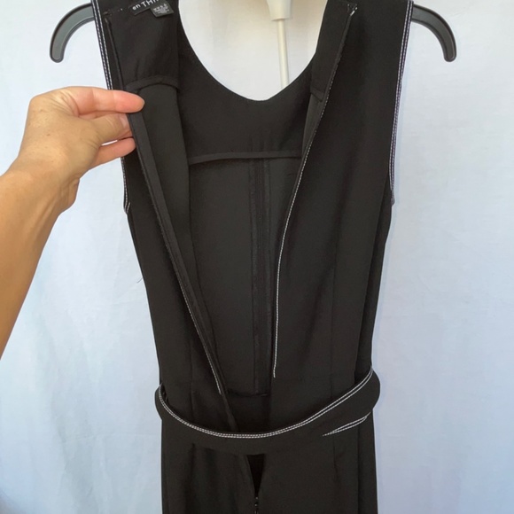 En Thread (XS) pantsuit, sleeveless, with top-stitching & tie, NWOT. - Picture 9 of 16